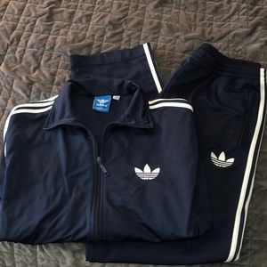Men’s Adidas track suit